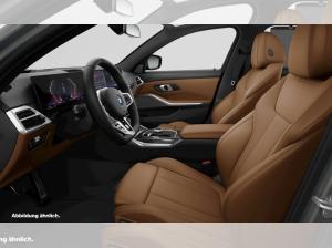 BMW 330 330e xDrive Touring M Sport HUD PANO AHK RFK LM