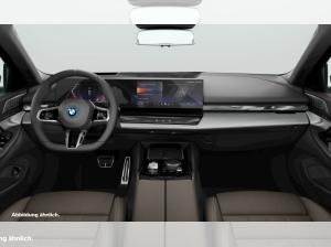 BMW 550 550e xDrive Tour. M Sport Pro HuD+Pano+AHK+Bowers&Wilkins+LED+Alarm+Memory+LHZ+KZG