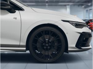 Volkswagen Golf R 2,0 TSI OPF 4MOTION (333 PS) DSG*AHK*WINTERRÄDER*R-PERMORMANCE*LEDER*