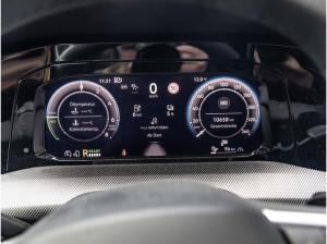 Volkswagen Golf VIII 1,5TSi DSG GTE 18Zoll BlackStyle R-Kamera ACC LED-Plus