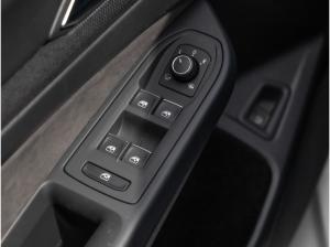 Volkswagen Golf VIII 1,5TSi DSG GTE 18Zoll BlackStyle R-Kamera ACC LED-Plus