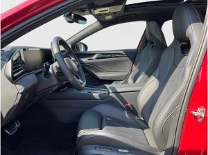 Volkswagen Passat 1.5 eHybrid DSG R-Line
