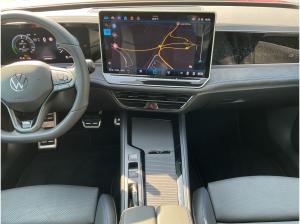 Volkswagen Passat 1.5 eHybrid DSG R-Line