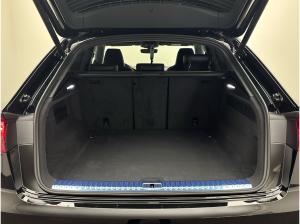 Audi RS Q8 SUV performance 471 kW tiptronic
