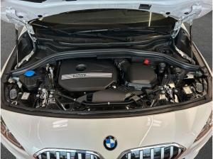 BMW 220 220I Active Tourer Luxury *AHK*HuD*SHZ*