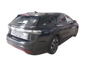 Volkswagen ID.7 Tourer Pro S - Interieur und Exterieur Plus Paket + PANO