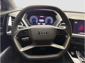 Audi Q4 e-tron qu 5JGAR StHzg PDC SHZ Assists