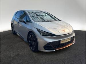 Cupra Born Waermepumpe Kamera Head-up
