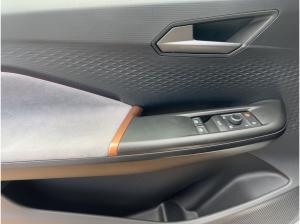 Cupra Born Waermepumpe Kamera Head-up