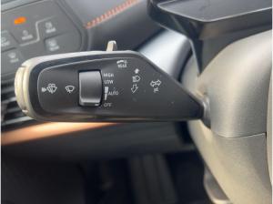 Cupra Born Waermepumpe Kamera Head-up