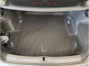 Audi S8 TFSI OLED*StHz*HuD*Pano*AHK*B&O*Klavierlack**