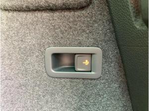 Skoda Karoq SPORTLINE 4X4 2.0TSI MATRIX.NAV.DSG.AHK.AMBIENTE.SUNSET.SMARTLINK.DAB+