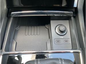 Skoda Karoq SPORTLINE 4X4 2.0TSI MATRIX.NAV.DSG.AHK.AMBIENTE.SUNSET.SMARTLINK.DAB+