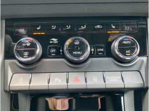 Skoda Karoq SPORTLINE 4X4 2.0TSI MATRIX.NAV.DSG.AHK.AMBIENTE.SUNSET.SMARTLINK.DAB+