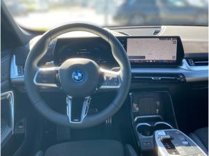BMW iX1 eDrive20 M-Sport Keyless H/K DA LED Alcantara