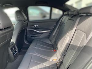 BMW 320 320i Limousine Top ausgestattet -33% Nachlass VfW