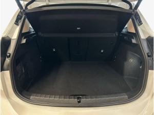 BMW 220 220I Active Tourer Luxury *AHK*HuD*SHZ*
