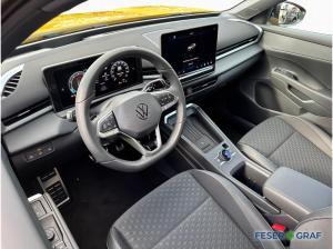 Volkswagen T-Roc R-Line 1.5 l eTSI OPF 7-Ga