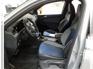 Volkswagen Tiguan R 2.0 TSI DSG 4MOTION 💥R-DEAL💥PANO AHK NAVI KAMERA IQ.LIGHT