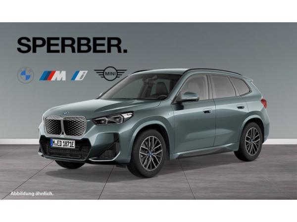 BMW iX1 xDrive30 M Sportpaket*AHK*360 Kamera*Head Up* uvm.