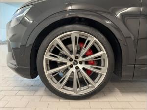 Audi SQ8 TFSI tiptr. STDHZG MATRIX RFK VIRTUAL NAVI