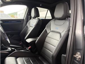 Volkswagen T-Roc R 2.0 TSI DSG 4M AKRA PANO AHK DCC