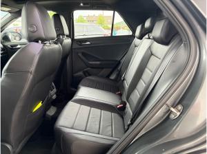 Volkswagen T-Roc R 2.0 TSI DSG 4M AKRA PANO AHK DCC