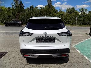 Nissan Qashqai Tekna 1.3 DIG-T Mild-Hybrid AT (B)