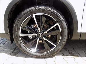 Nissan Qashqai Tekna 1.3 DIG-T Mild-Hybrid AT (B)