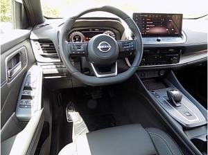 Nissan Qashqai Tekna 1.3 DIG-T Mild-Hybrid AT (B)