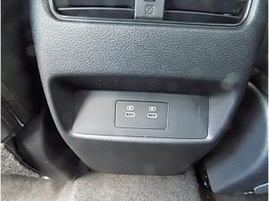 Nissan Qashqai Tekna 1.3 DIG-T Mild-Hybrid AT (B)