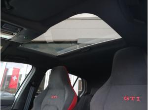 Volkswagen Golf GTI Clubsport 2.0 TSI DSG PANO RFK ACC NAVI CARPLAY