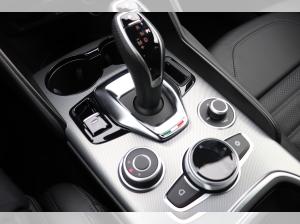 Alfa Romeo Giulia **SOFORT VERFÜGBAR** VELOCE 2.0 Turbo 16V 206kW (280 PS) AT8 - Q4