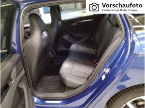 Volkswagen Passat R-Line 1.5 eHybrid DSG *DCC*IQ.Light*