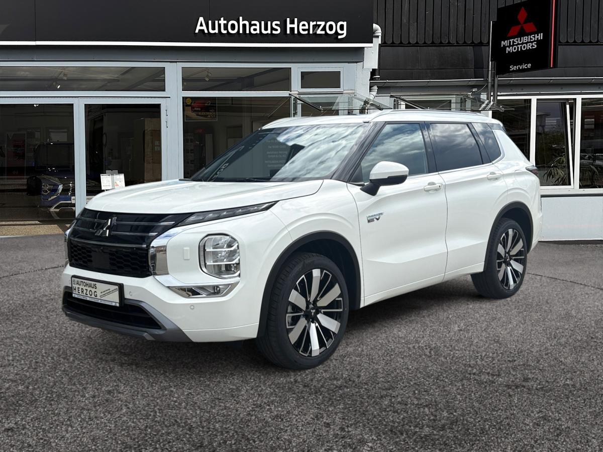 Mitsubishi Outlander 2.4L TOP Luxery
