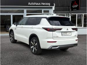 Mitsubishi Outlander 2.4L TOP Luxery