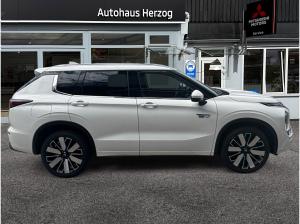Mitsubishi Outlander 2.4L TOP Luxery