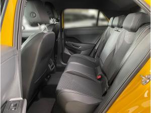 Volkswagen T-Roc R-Line 1.5 l eTSI OPF 7-Gang-Doppelkupplungsgetriebe DSG