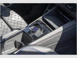 Volkswagen Tiguan R-Line 2,0 l TDI SCR 4MOTION AHK/Pano/IQ.Drive
