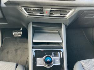 Volkswagen Tiguan R-Line 1.5 eHybrid DSG AHK Keyless Navi Kamera ACC