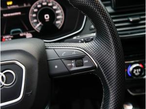 Audi Q5 55 TFSIe S line Matrix AHK B&O Business