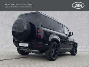 Land Rover Defender 110 D300 X-Dynamic SE