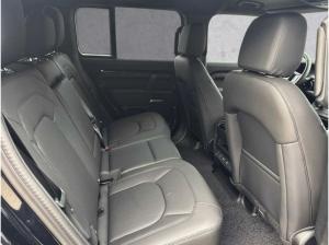 Land Rover Defender 110 D300 X-Dynamic SE