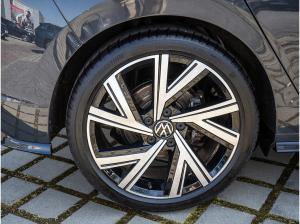 Volkswagen Golf VIII 1.5 eTSI R-Line SOFORT VERFÜGBAR