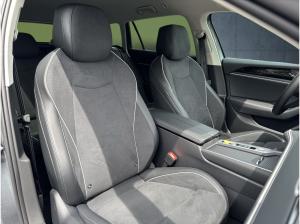 Volkswagen Passat Business eHybrid AHK/360/DCC/Nav/EasyOpen/Assist