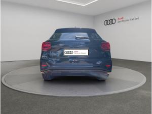 Audi Q2 S line Matrix LED CarPlay Leder RÜ 19"