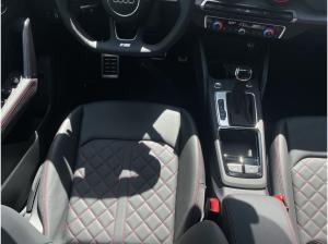 Audi Q2 S line Matrix LED CarPlay Leder RÜ 19"