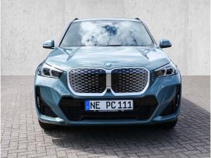 BMW iX1 xDrive30 M SPORT | H/K | INNOVATIONSPAKET | AHK | DA PROF | PA PLUS