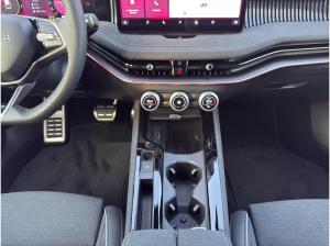 Skoda Superb Combi Sportline iV AHK/NAVI/HEAD-UP