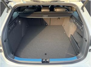 Skoda Superb Combi Sportline iV AHK/NAVI/HEAD-UP